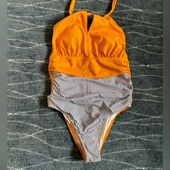 NWOT One Piece Bathing Suit - Picture 1 of 8